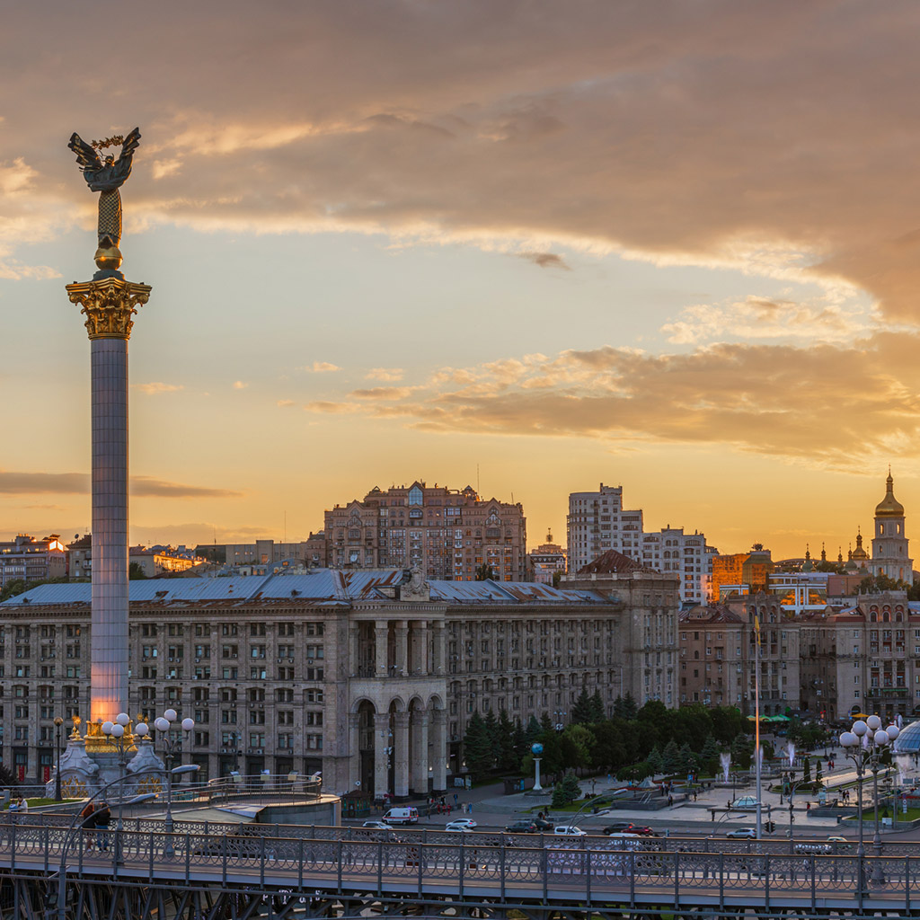 Листівки та привітання з Днем Державного прапора та незалежності України » EVA Blog